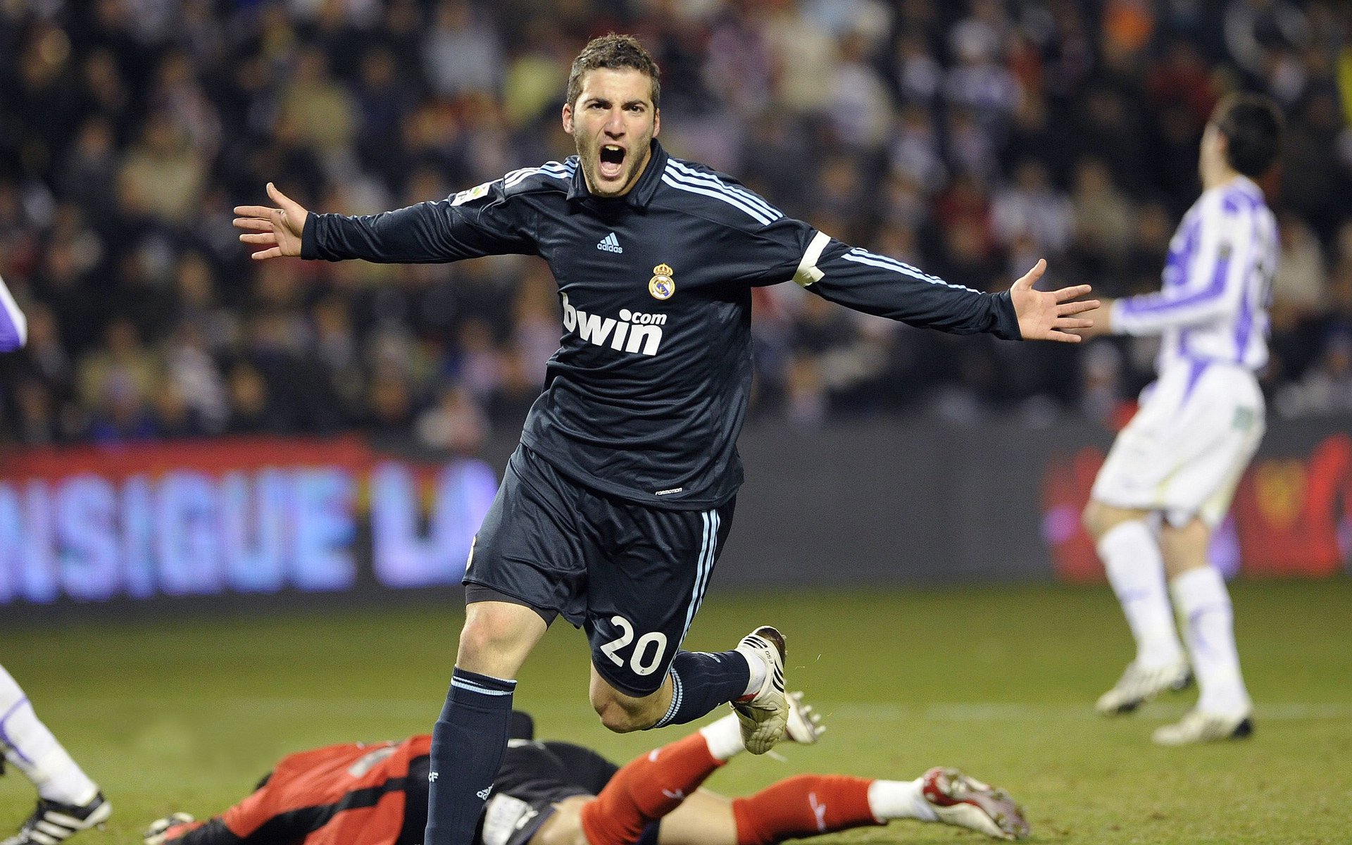 《英雄联盟》系列动画持续火爆,全球影响力扩大,英雄联盟系列动画片