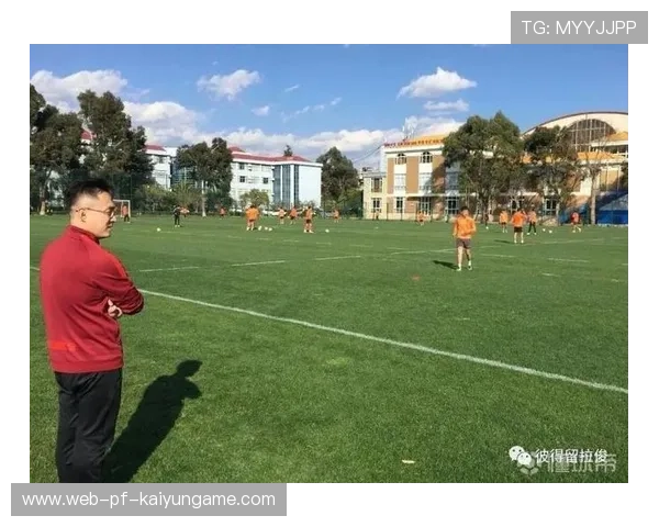 俱乐部在球队管理上引入体育总监制度，体育俱乐部管理的主要内容包括哪些方面